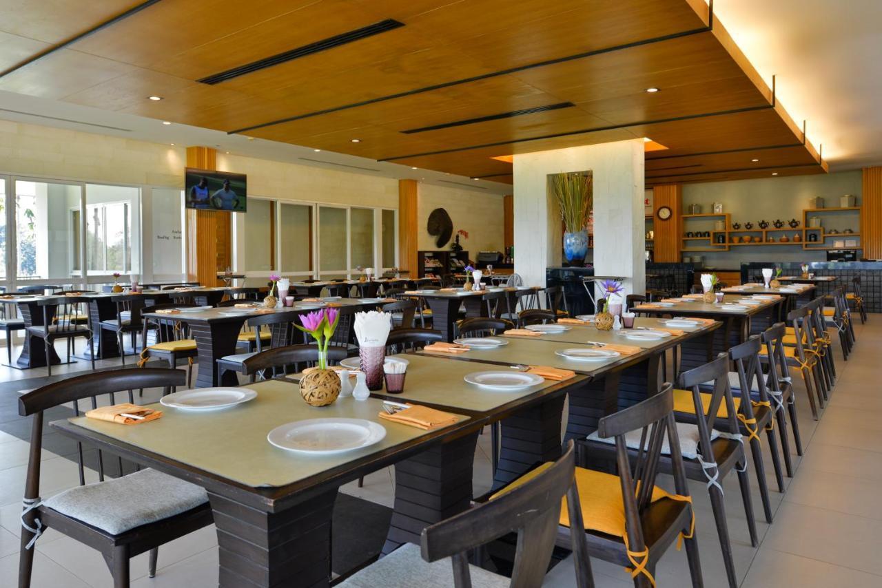 Sappaya Hotel By Lotus Valley Golf Resort Chachoengsao Exterior photo